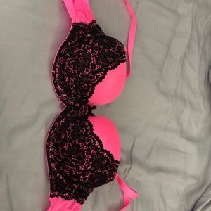 Victoria’s Secret bra